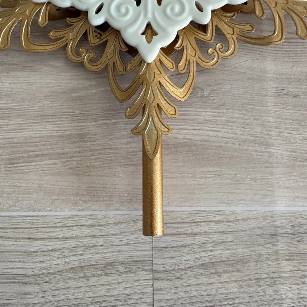 Hallmark Kerpsake Christmas Tree Snowflake Topper 2012